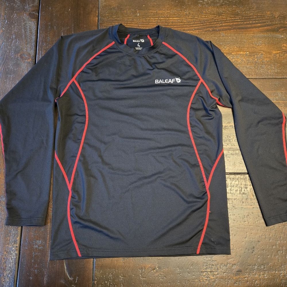 Baleaf Men's Black with Red Accents Athletic Long Sleave Shirt, Size XL